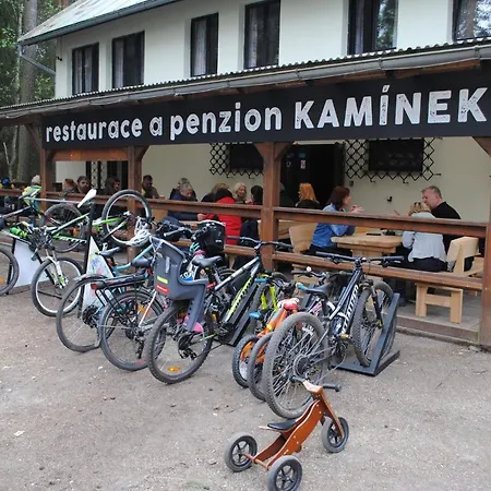 A Restaurace Kaminek * Доксы