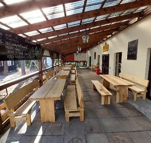 A Restaurace Kaminek دوكسي